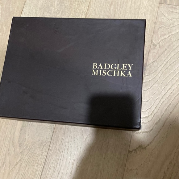 Badgley Mischka shoes Almost new worn one time with box and dust bag - Picture 3 of 8